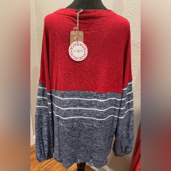 NWT Umgee Sweater/Cardigan with Tie Front - Picture 2 of 7